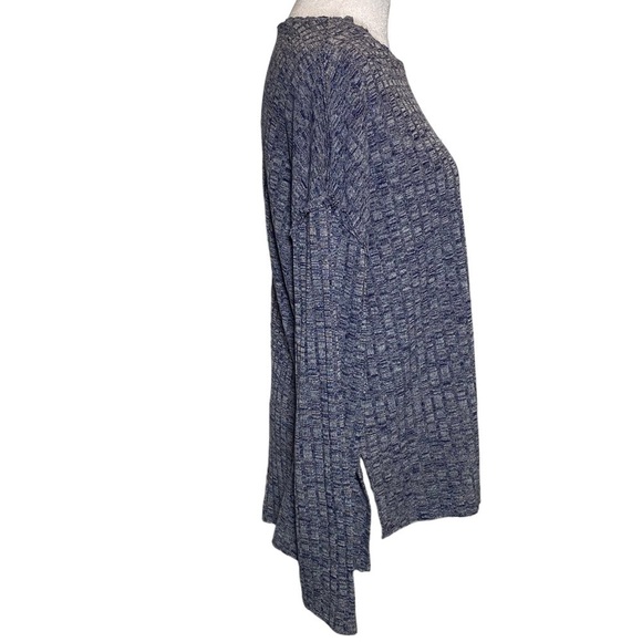 Umgee women's small oversized fit exposed seam pullover heather blue knit top - Picture 7 of 9